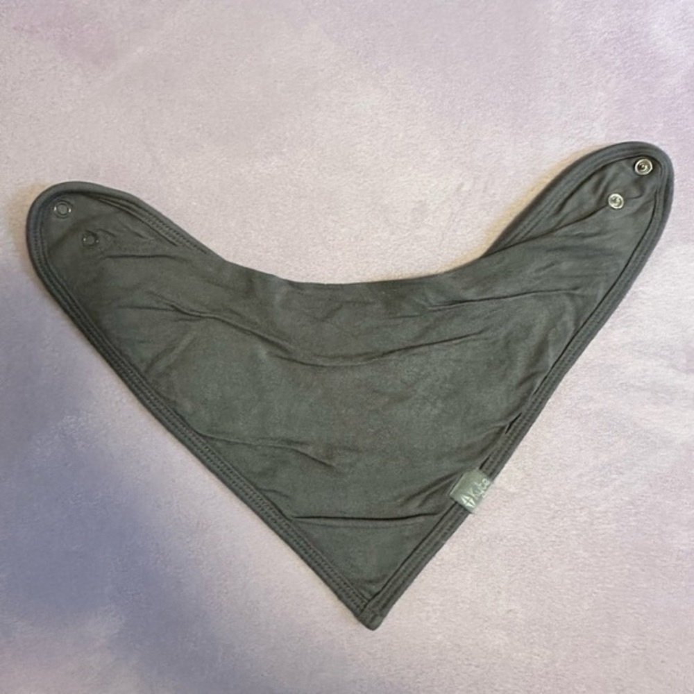 Kyte BABY Grey Bib